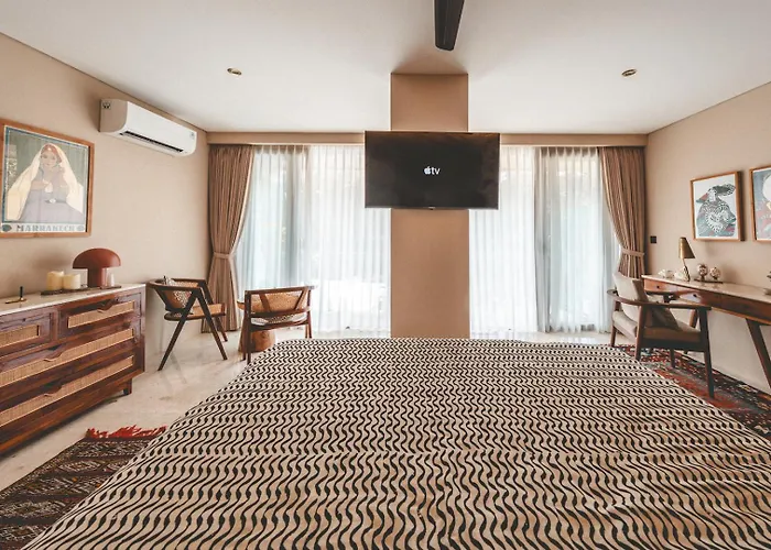 Warna Villas-villa Warni 2 Bedroom Private Pool, Tropical Style Quiet & Kitchen Villa