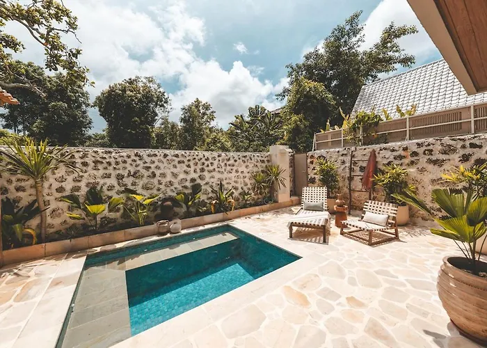 Warna Villas-villa Warni 2 Bedroom Private Pool, Tropical Style Quiet & Kitchen Villa Uluwatu (Bali)