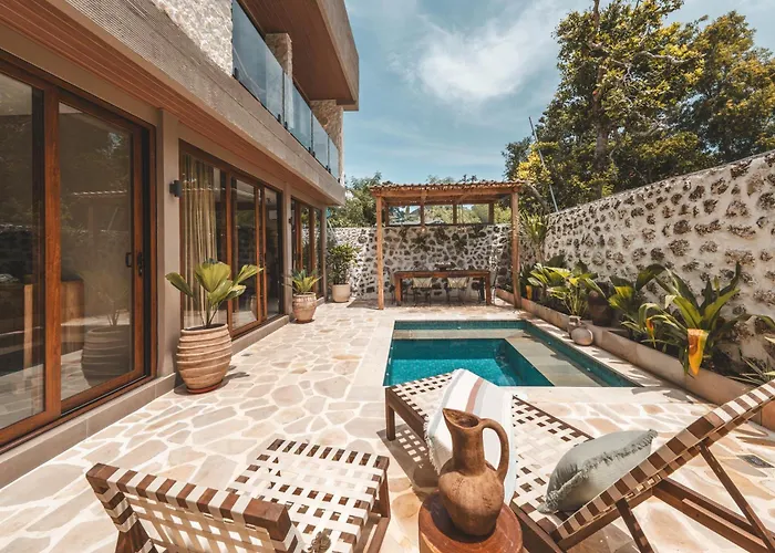 Warna Villas-villa Warni 2 Bedroom Private Pool, Tropical Style Quiet & Kitchen Villa *